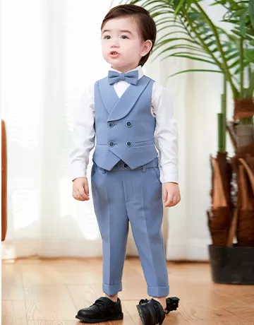 STRIPED SUIT