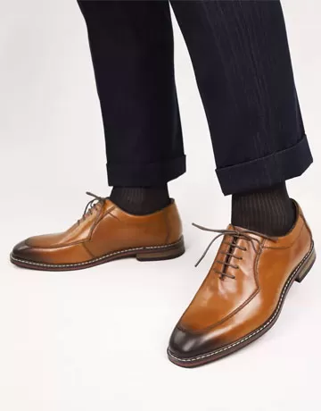 BROWN LEATHER SHOES