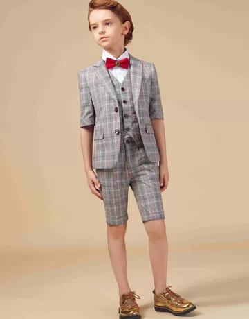 SHORT-SLEEVED SUIT SET